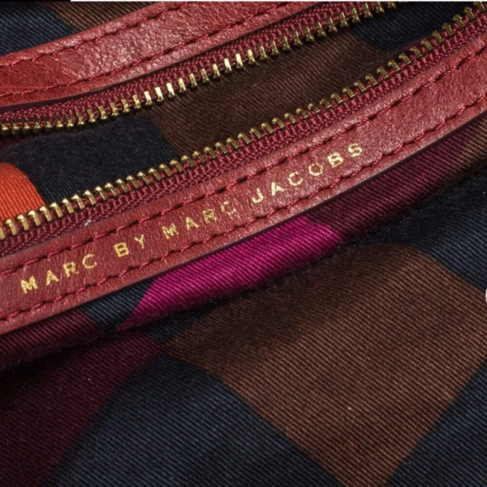 Marc Jacobs Classic Red Persimmon Q Hillier pleated Hobo Bag